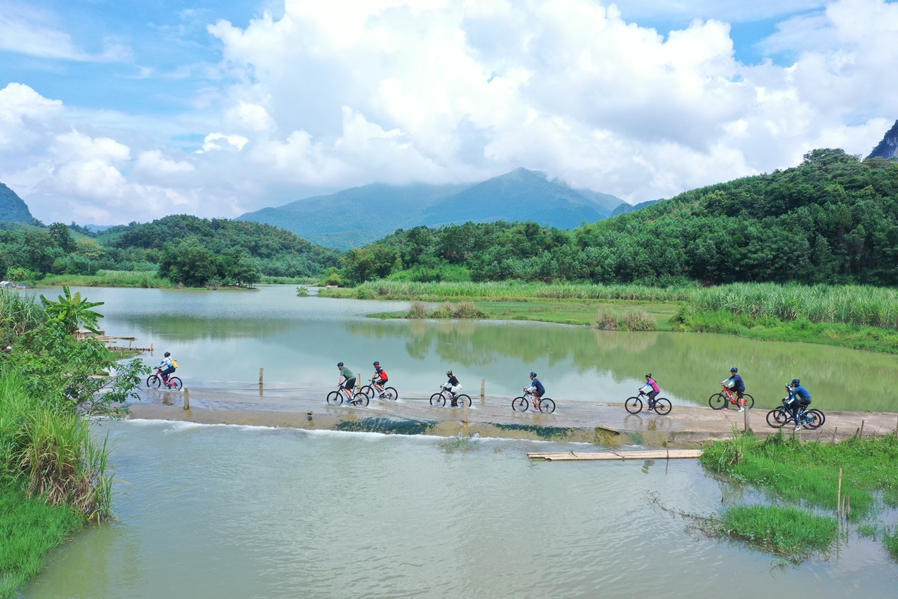 Hình ảnh trong một trail riding do Active.vn tổ chức